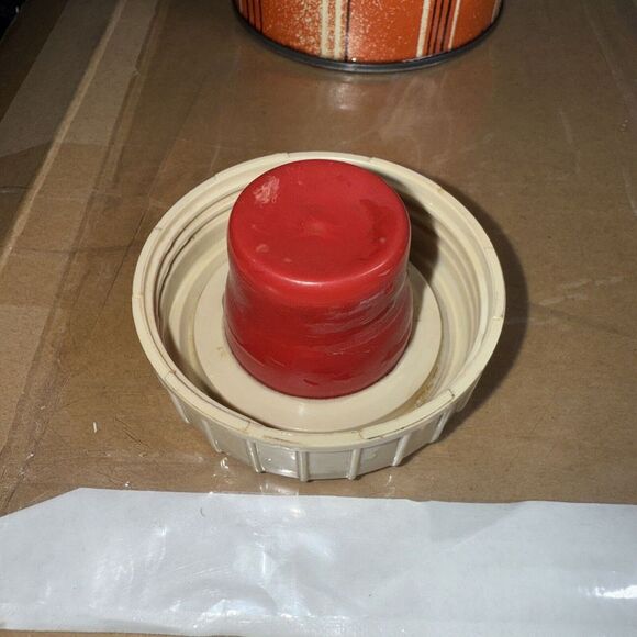 Vintage 1969 King Seeley Thermos Red Stripes No 2210 - Picture 3 of 8